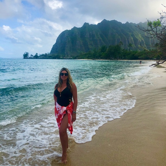 Meet your Posher🌺 - Picture 14 of 16